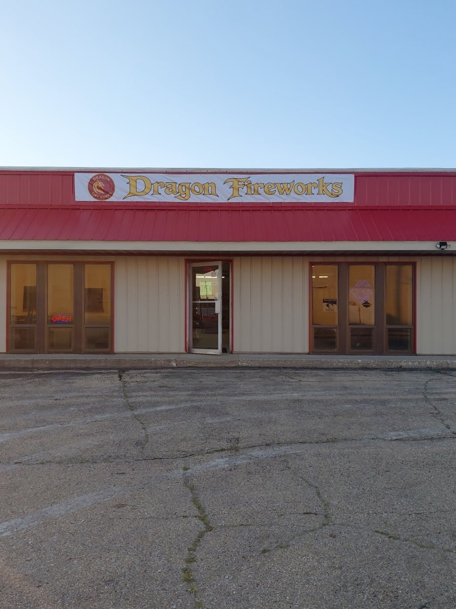 Dragon Fireworks Store Front
